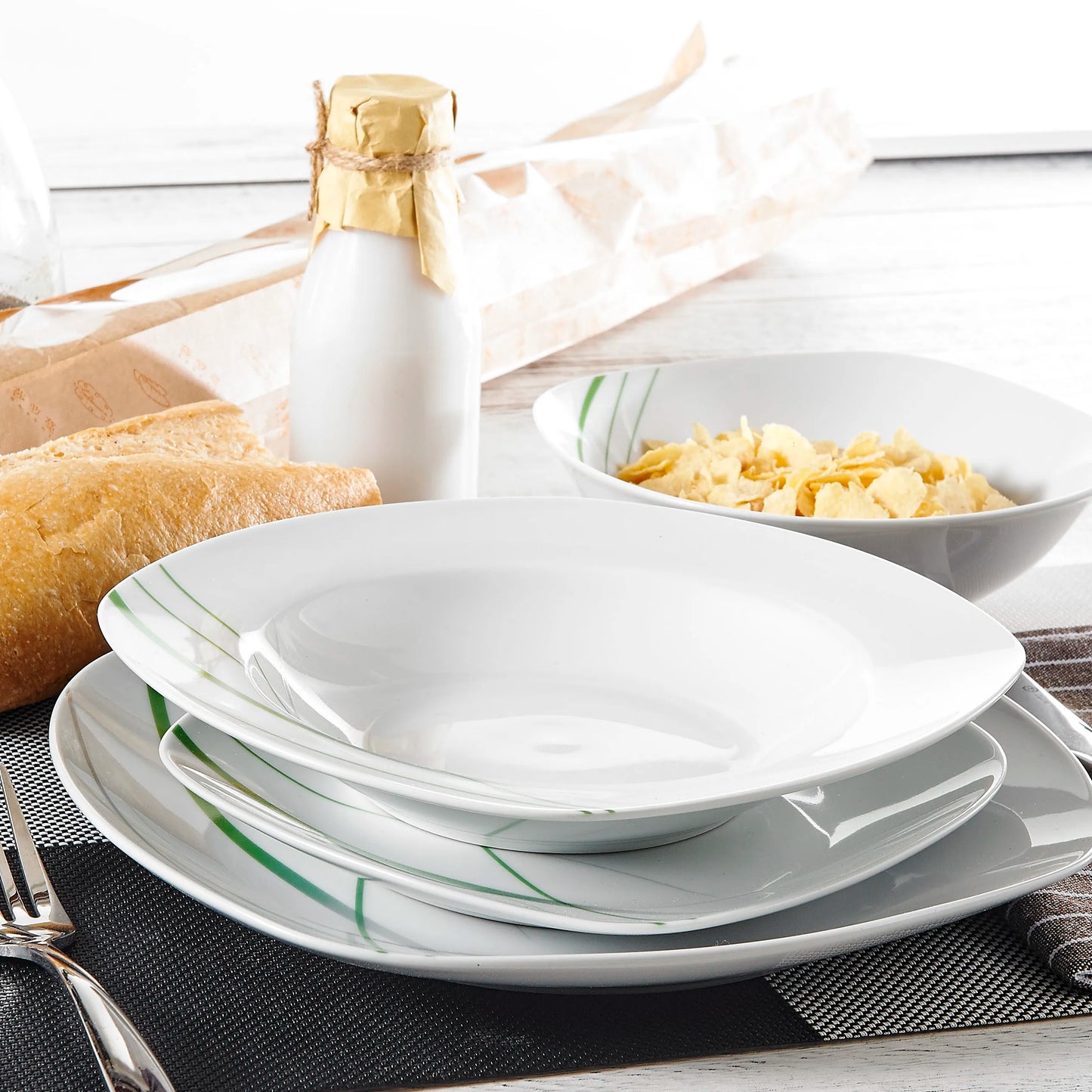 Malacasa Aviva Porcelain Dinnerware Set for Everyday Dining