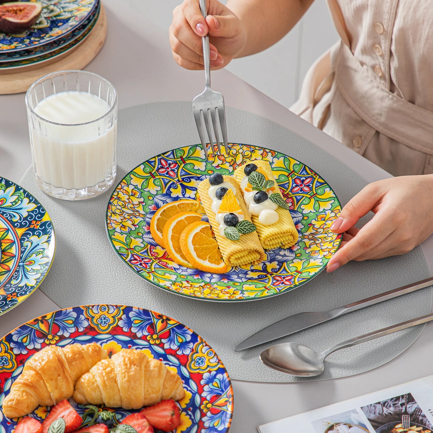 MALACASA Porcelain Dinner Plates Set 12 Piece Dinnerware